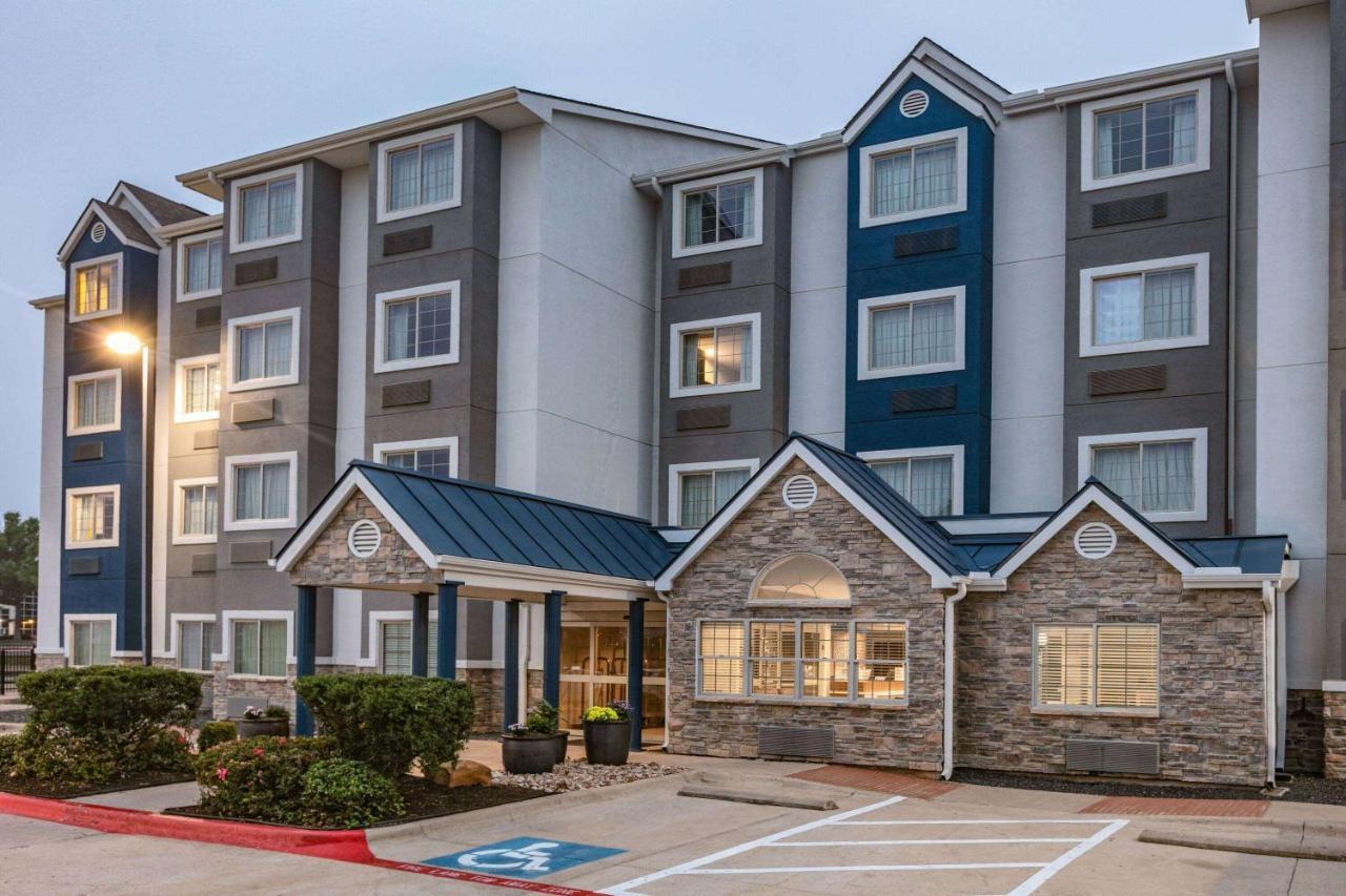 Microtel Inn & Suites By Wyndham Austin Airport Extérieur photo
