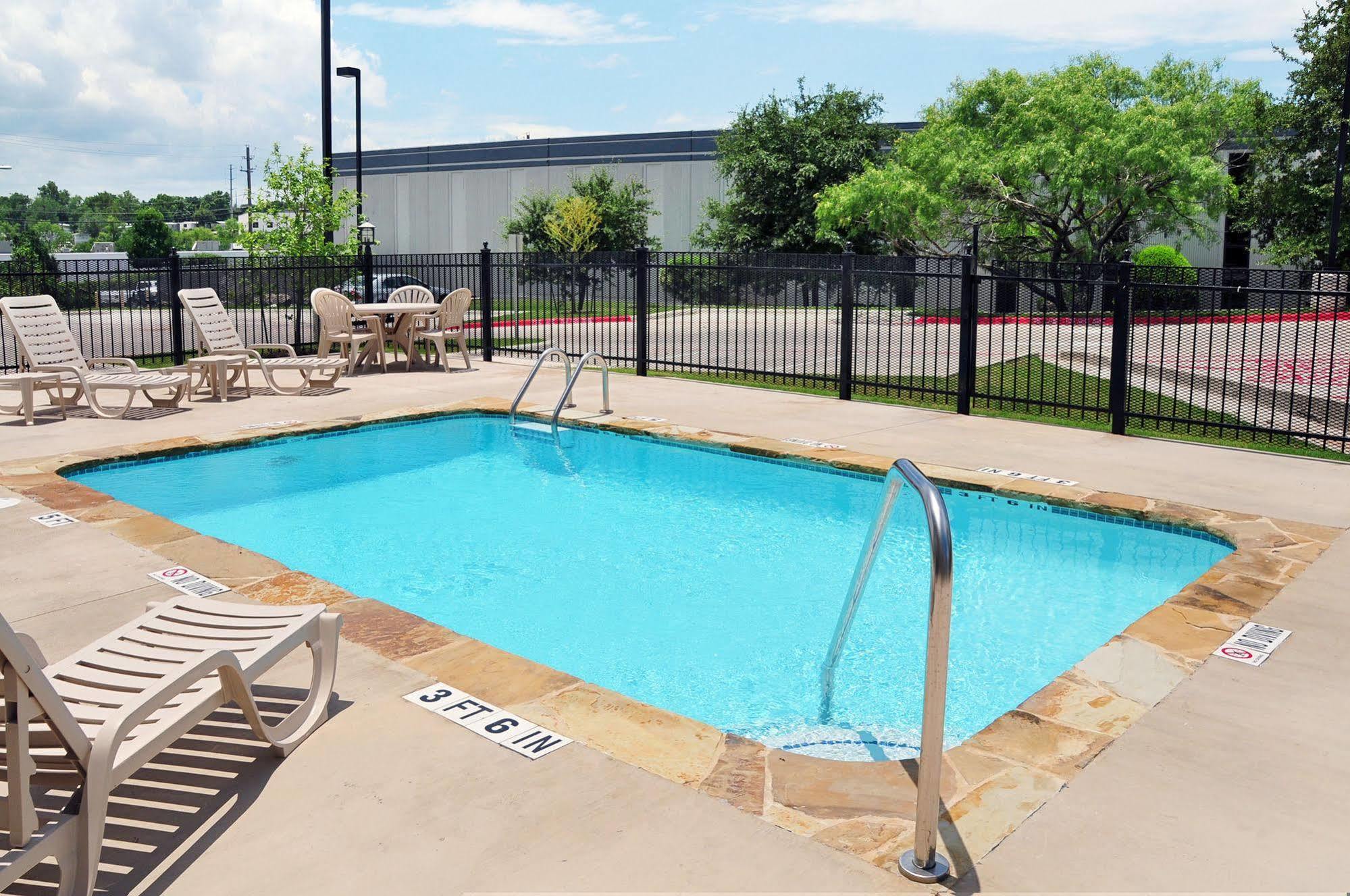 Microtel Inn & Suites By Wyndham Austin Airport Facilités photo